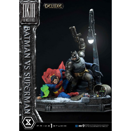 DC Comics socha Batman Vs. Superman (The Dark Knight Returns) Deluxe Bonus Ver. 110 cm